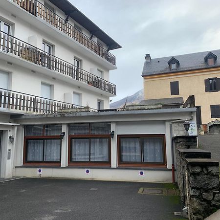 Appartement T4 140 M2 Spacieux Et Calme Pour 8 Personnes Luz-Saint-Sauveur Exteriör bild